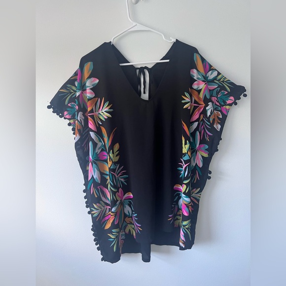 Xhilaration Floral Beach Cover-up kaftan with pom pom Size Medium - Picture 2 of 2